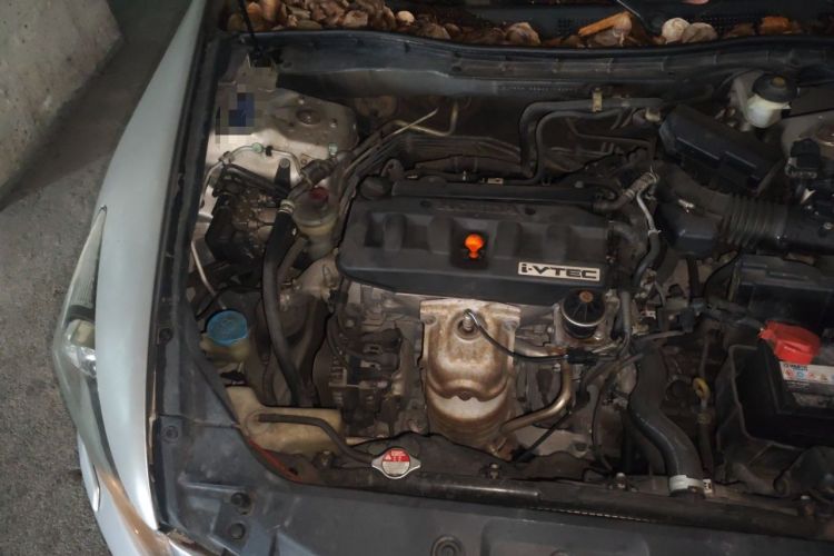 Used Honda Accord 2012 2.0L SE Engine Bay Right