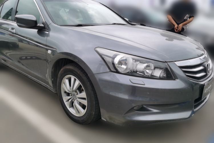 Used Honda Accord 2012 2.0L SE Front Right 45 Deg
