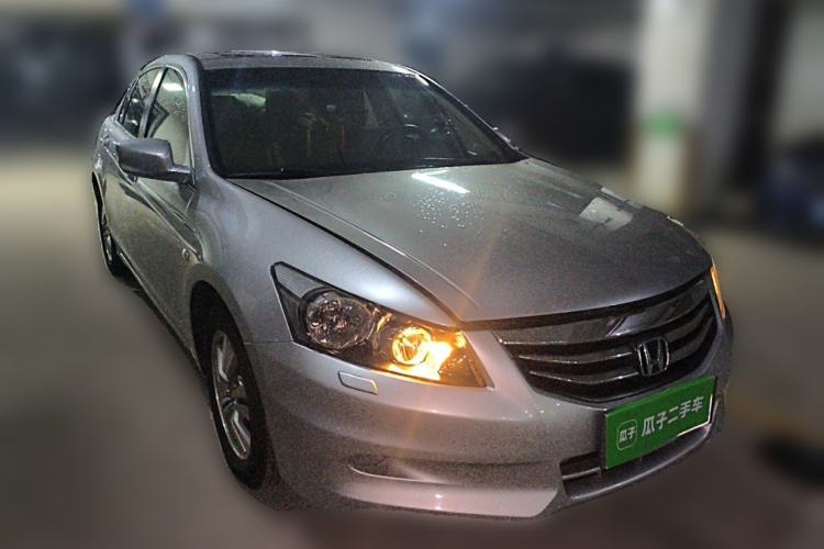 Used Honda Accord 2012 2.0L SE Front Right 45 Deg