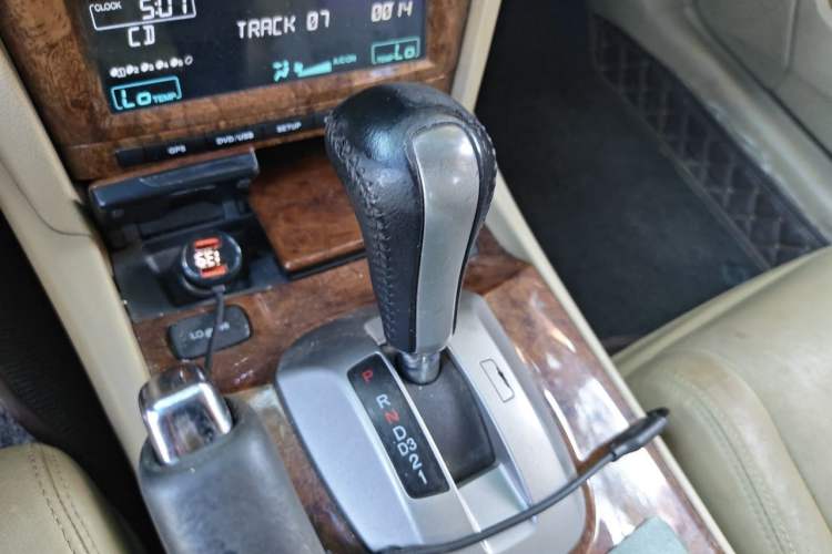 Used Honda Accord 2012 2.0L SE Gear Lever