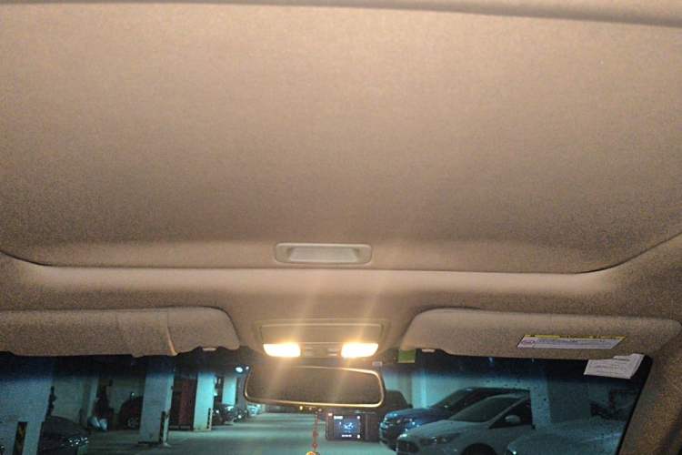 Used Honda Accord 2012 2.0L SE Headliner
