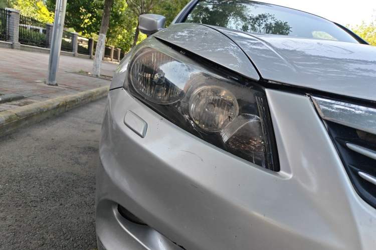 Used Honda Accord 2012 2.0L SE Right Front Headlight