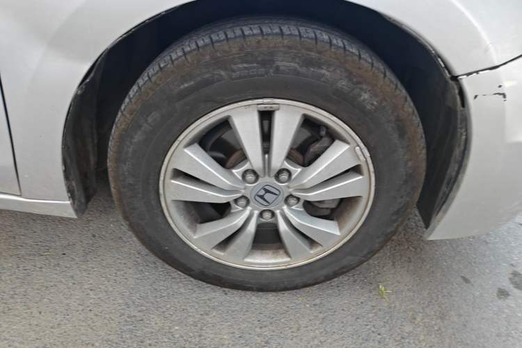 Used Honda Accord 2012 2.0L SE Right Front Wheel Hub