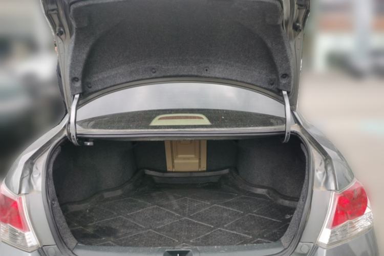 Used Honda Accord 2012 2.0L SE Trunk