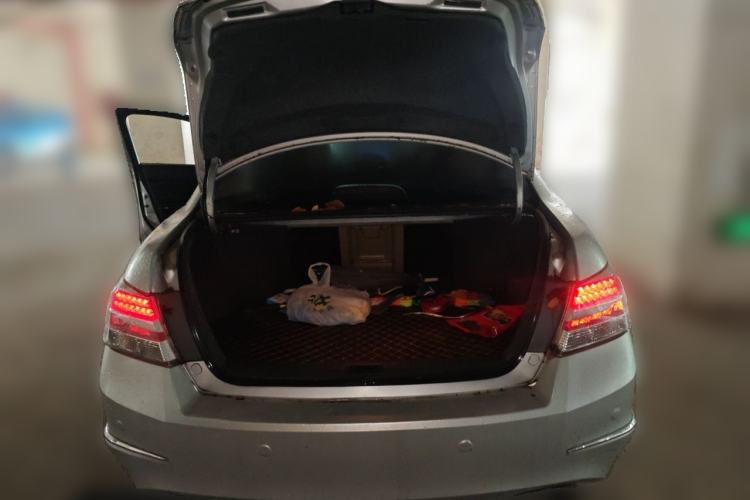 Used Honda Accord 2012 2.0L SE Trunk