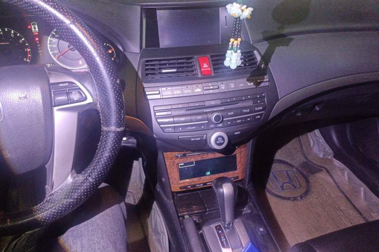 Used Honda Accord 2012 2.4L SE Audio And AC Panel