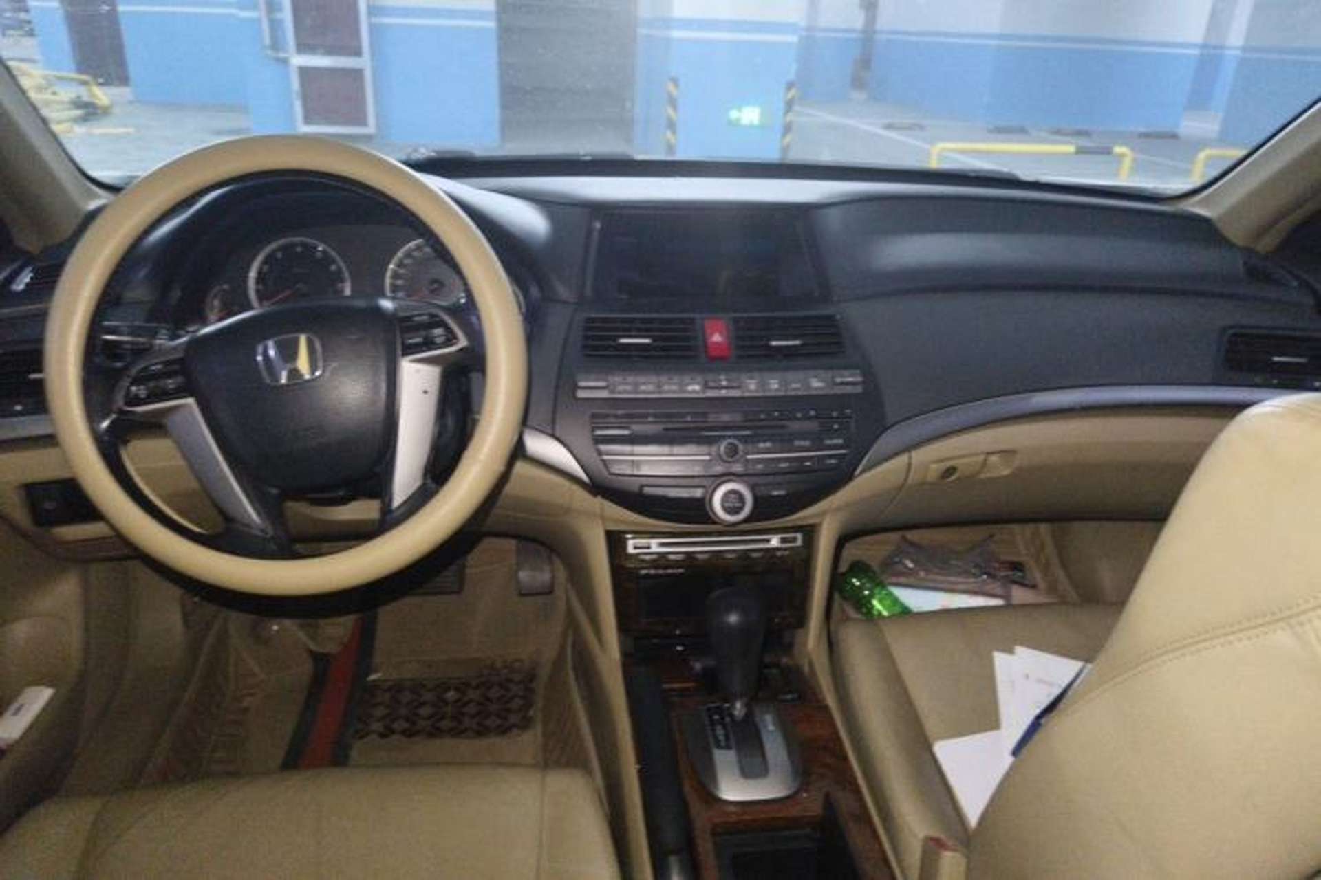 Used Honda Accord 2012 2.0L SE Center Console