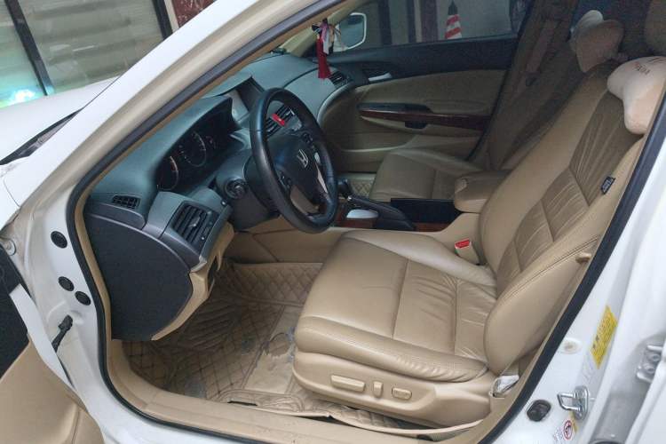 Used Honda Accord 2012 2.0L SE Driver Seat