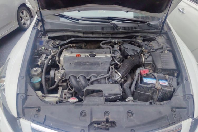 Used Honda Accord 2012 2.4L SE Engine Bay