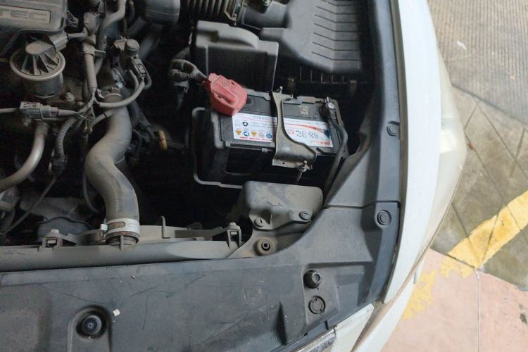 Used Honda Accord 2012 2.0L SE Engine Bay Left