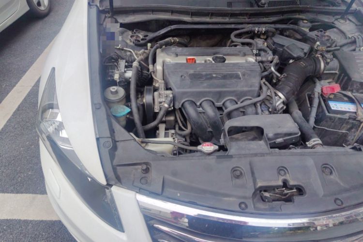 Used Honda Accord 2012 2.4L SE Engine Bay Right