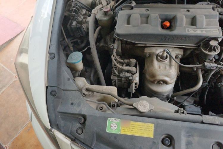 Used Honda Accord 2012 2.0L SE Engine Bay Right