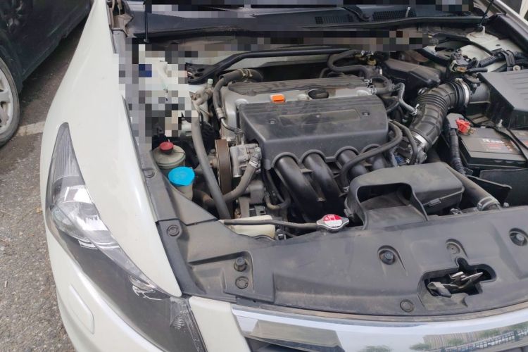 Used Honda Accord 2012 2.4L SE Engine Bay Right