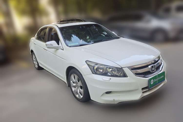 Used Honda Accord 2012 2.4L SE Front Right 45 Deg