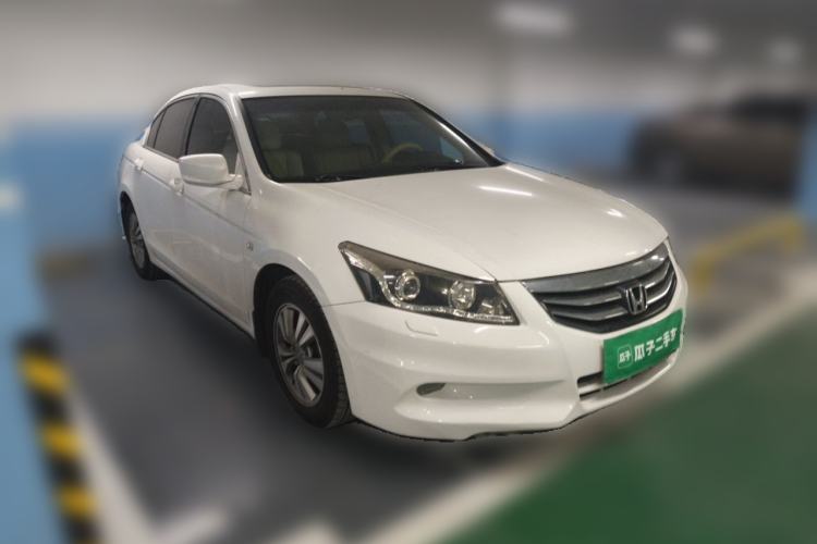 Used Honda Accord 2012 2.0L SE Front Right 45 Deg