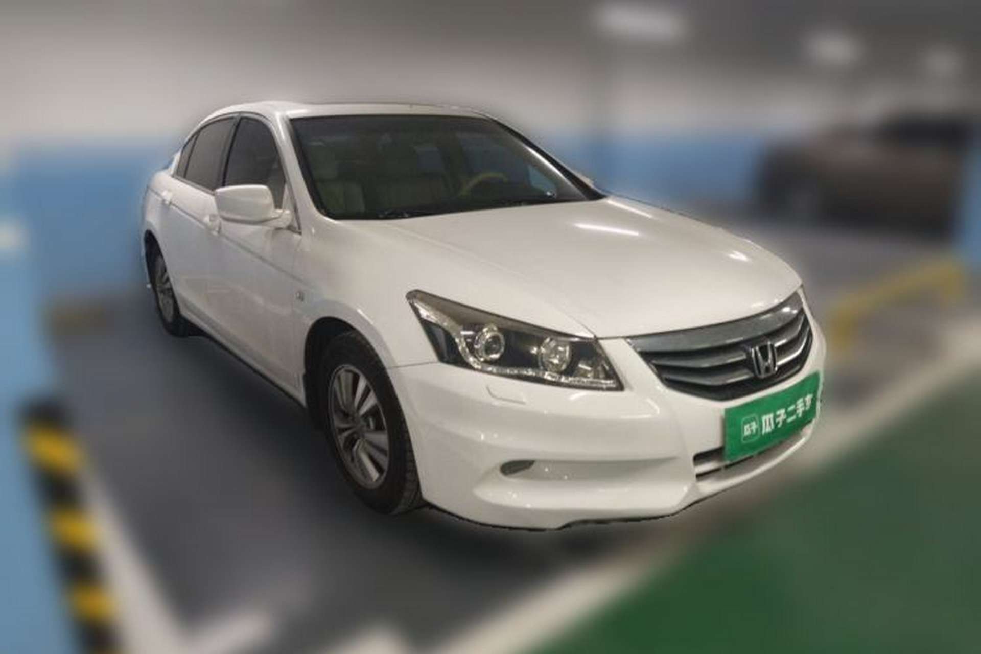 Used Honda Accord 2012 2.0L SE Front Right 45 Deg