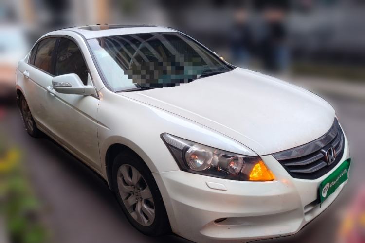 Used Honda Accord 2012 2.4L SE Front Right 45 Deg