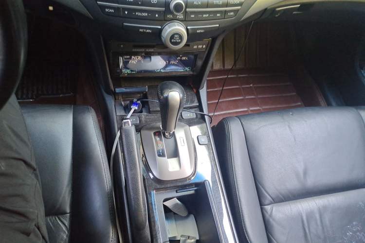 Used Honda Accord 2012 2.4L SE Gear Lever