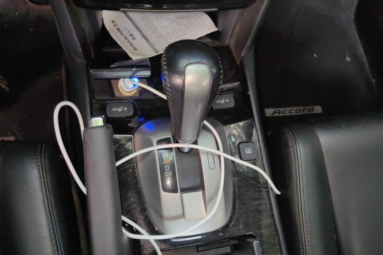 Used Honda Accord 2012 2.4L SE Gear Lever