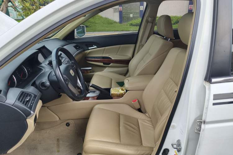 Used Honda Accord 2012 2.0L SE Left Front Seat