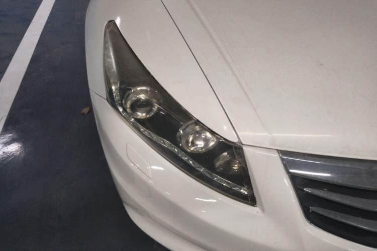 Used Honda Accord 2012 2.0L SE Right Front Headlight