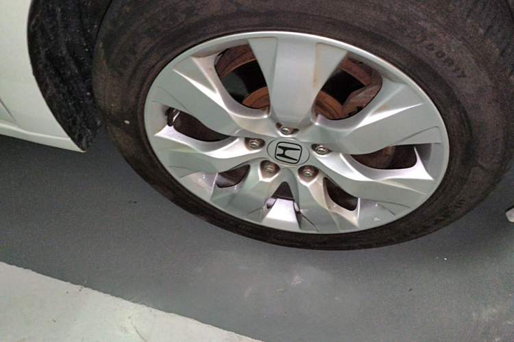 Used Honda Accord 2012 2.4L EX Navi Right Front Wheel Hub