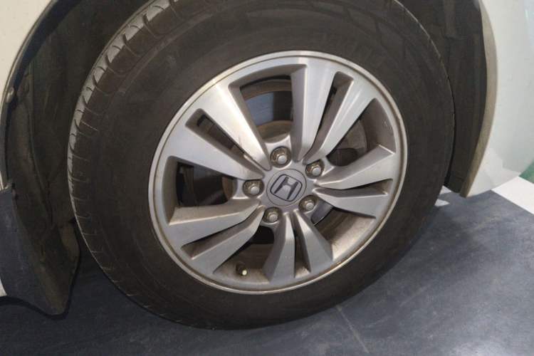 Used Honda Accord 2012 2.0L SE Right Front Wheel Hub
