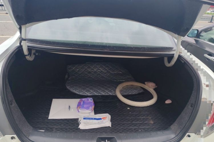 Used Honda Accord 2012 2.4L SE Trunk