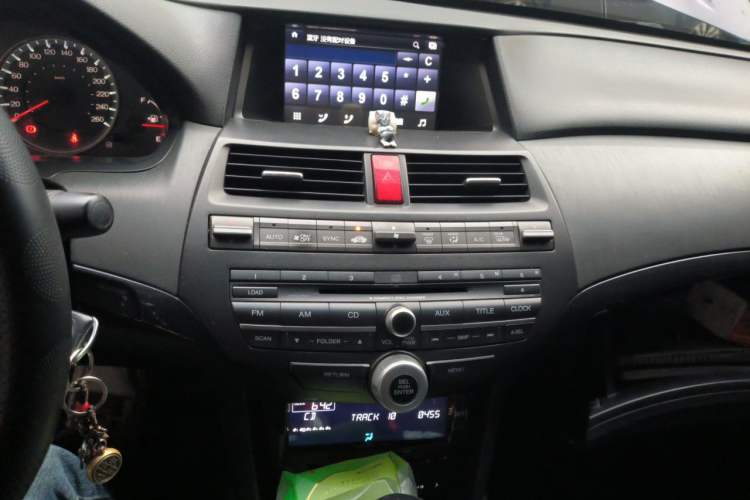 Used Honda Accord 2013 2.0L SE Audio And AC Panel