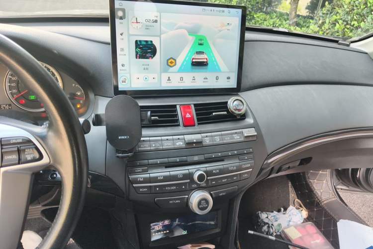 Used Honda Accord 2013 2.0L SE Audio And AC Panel