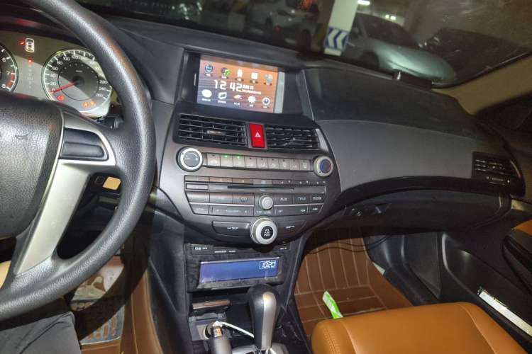 Used Honda Accord 2013 2.0L LX Audio And AC Panel