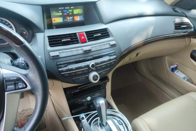 Used Honda Accord 2013 2.4L SE Audio And AC Panel