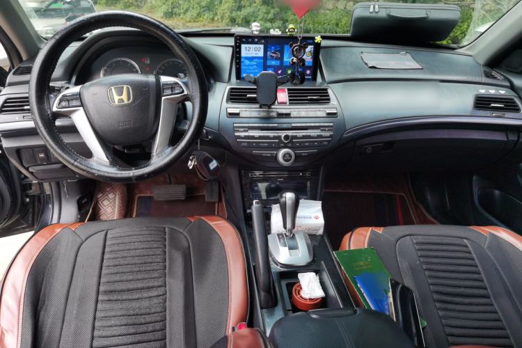 Used Honda Accord 2013 2.4L LX Center Console