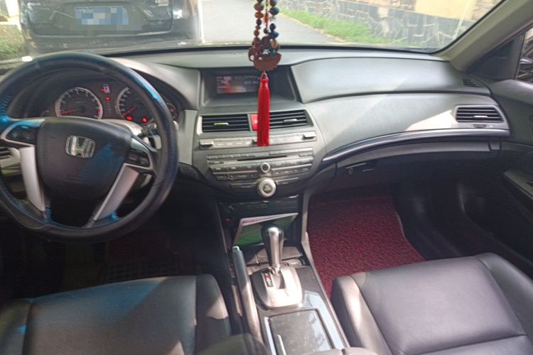 Used Honda Accord 2013 2.0L SE Center Console