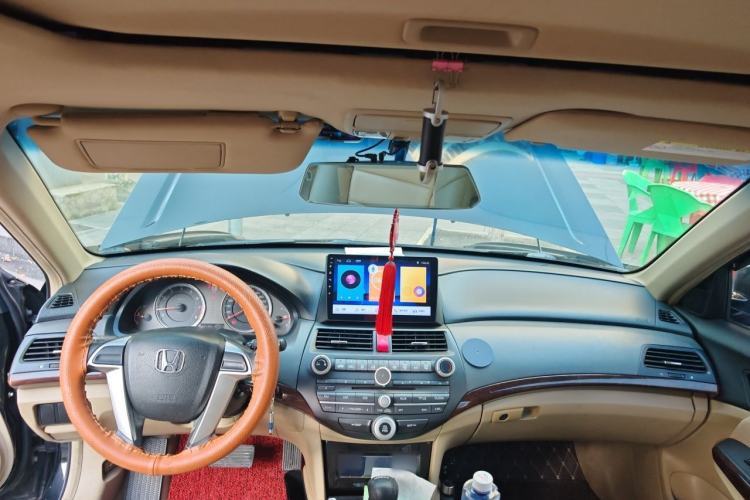 Used Honda Accord 2013 2.0L LX Center Console