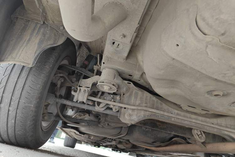 Used Honda Accord 2013 2.0L SE Chassis Rear Left