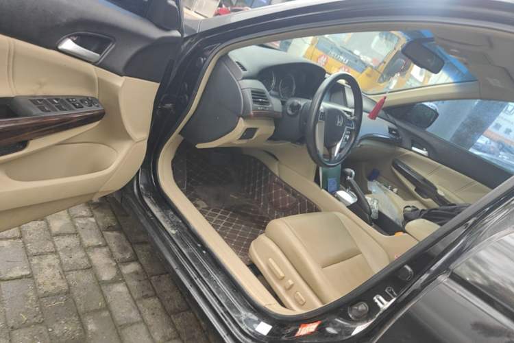 Used Honda Accord 2013 2.0L SE Driver Seat