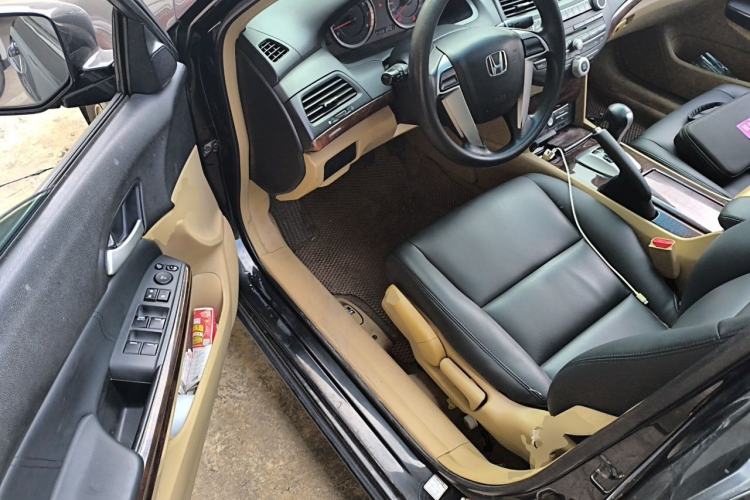 Used Honda Accord 2013 2.0L LX Driver Seat