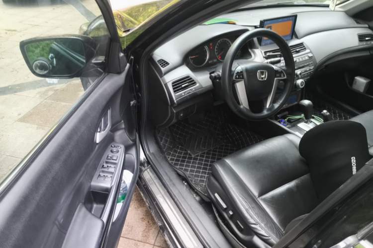 Used Honda Accord 2013 2.0L SE Driver Seat