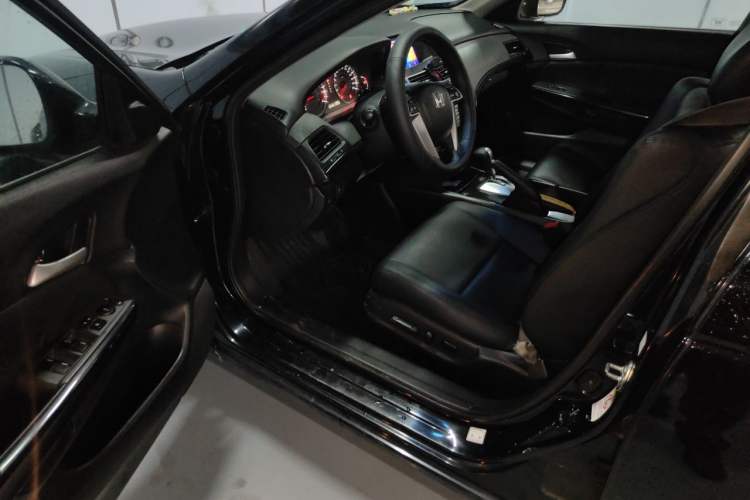 Used Honda Accord 2013 2.4L SE Driver Seat