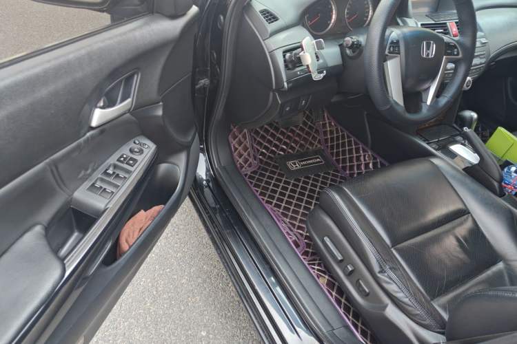 Used Honda Accord 2013 2.4L SE Driver Seat