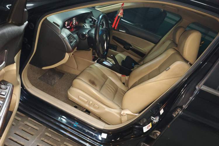 Used Honda Accord 2013 2.0L SE Driver Seat