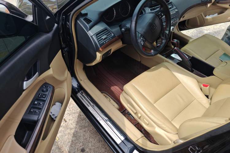 Used Honda Accord 2013 2.4L SE Driver Seat