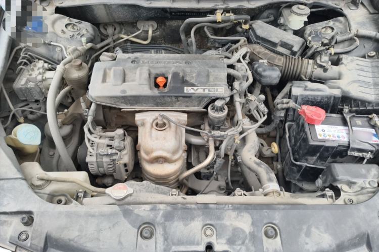 Used Honda Accord 2013 2.0L SE Engine Bay
