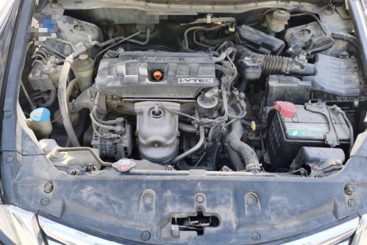 Used Honda Accord 2013 2.0L SE Engine Bay