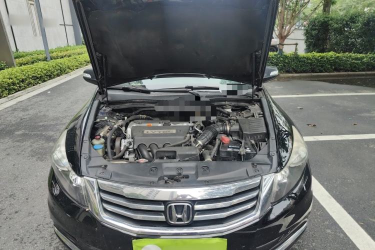 Used Honda Accord 2013 2.4L SE Engine Bay