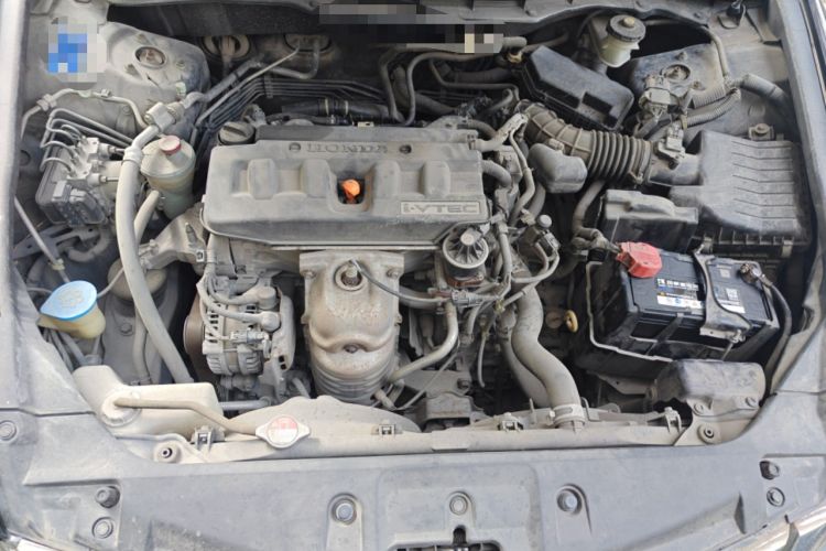 Used Honda Accord 2013 2.0L SE Engine Bay