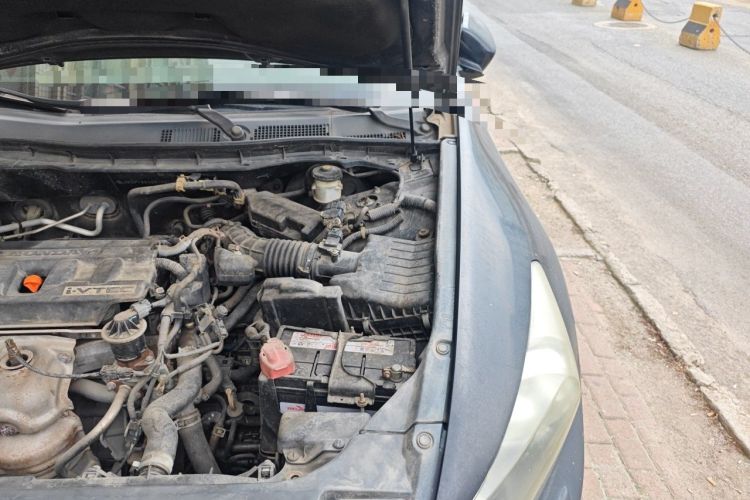 Used Honda Accord 2013 2.0L SE Engine Bay Left