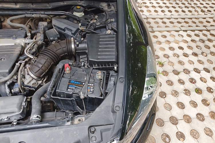 Used Honda Accord 2013 2.4L SE Engine Bay Left