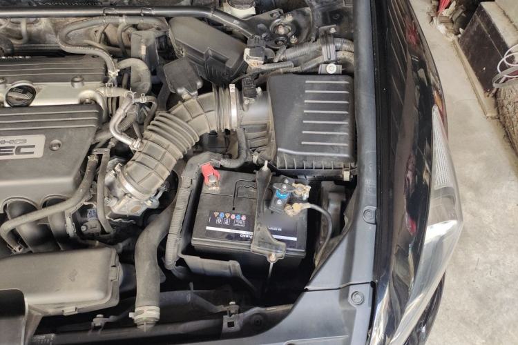 Used Honda Accord 2013 2.4L SE Engine Bay Left